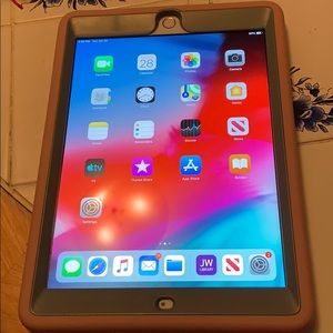 iPad $3000